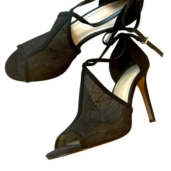 BCBGeneration Black Lacey Stiletto Ankle Strap Heels + Peep Toe, Women Size 7.5 - Picture 1 of 10